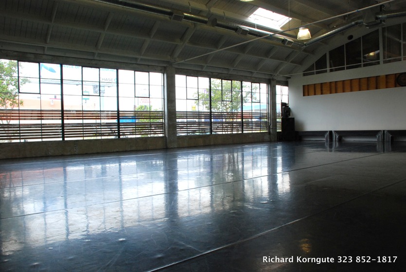 03-Dancer's Studio-002.JPG