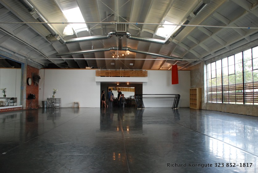 06-Dancer's Studio-005.JPG