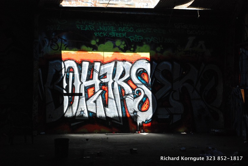 14-Graffiti Warehouse-013.JPG